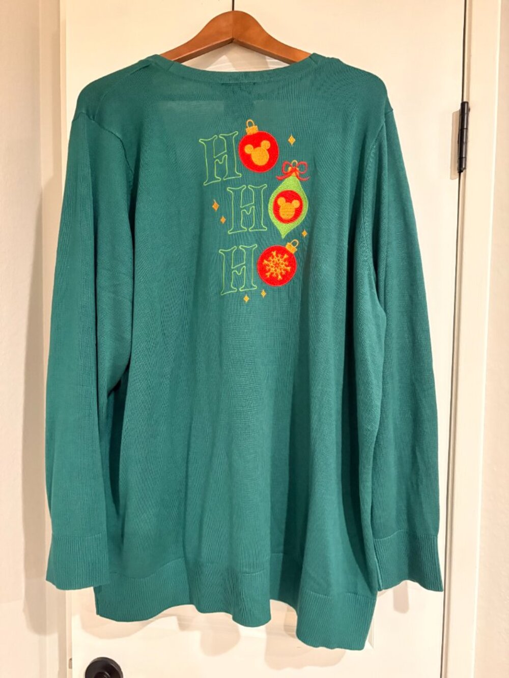 Torrid Disney Mickey Mouse Christmas Cardigan Sweater Evergreen 3X